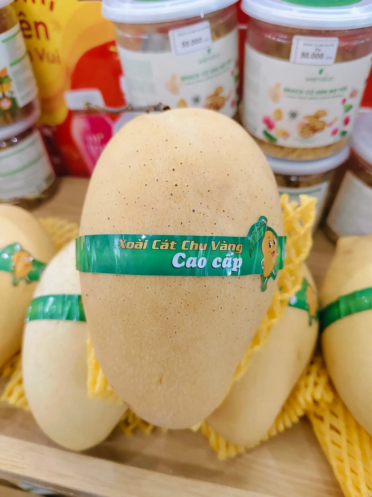 Buy Golden Cat Chu Mango in Da Nang | Dalatmilkshop